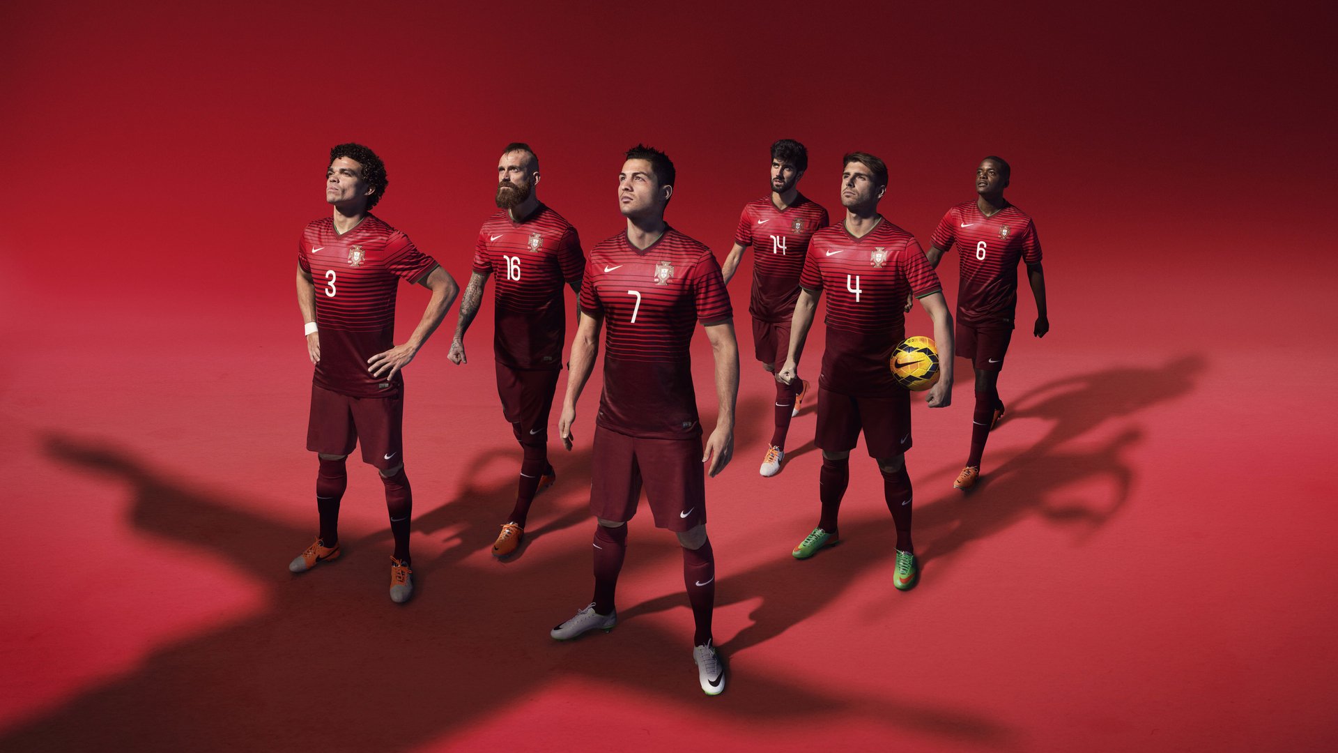 法国新星在国际赛场表现亮眼,逐渐成为队伍核心