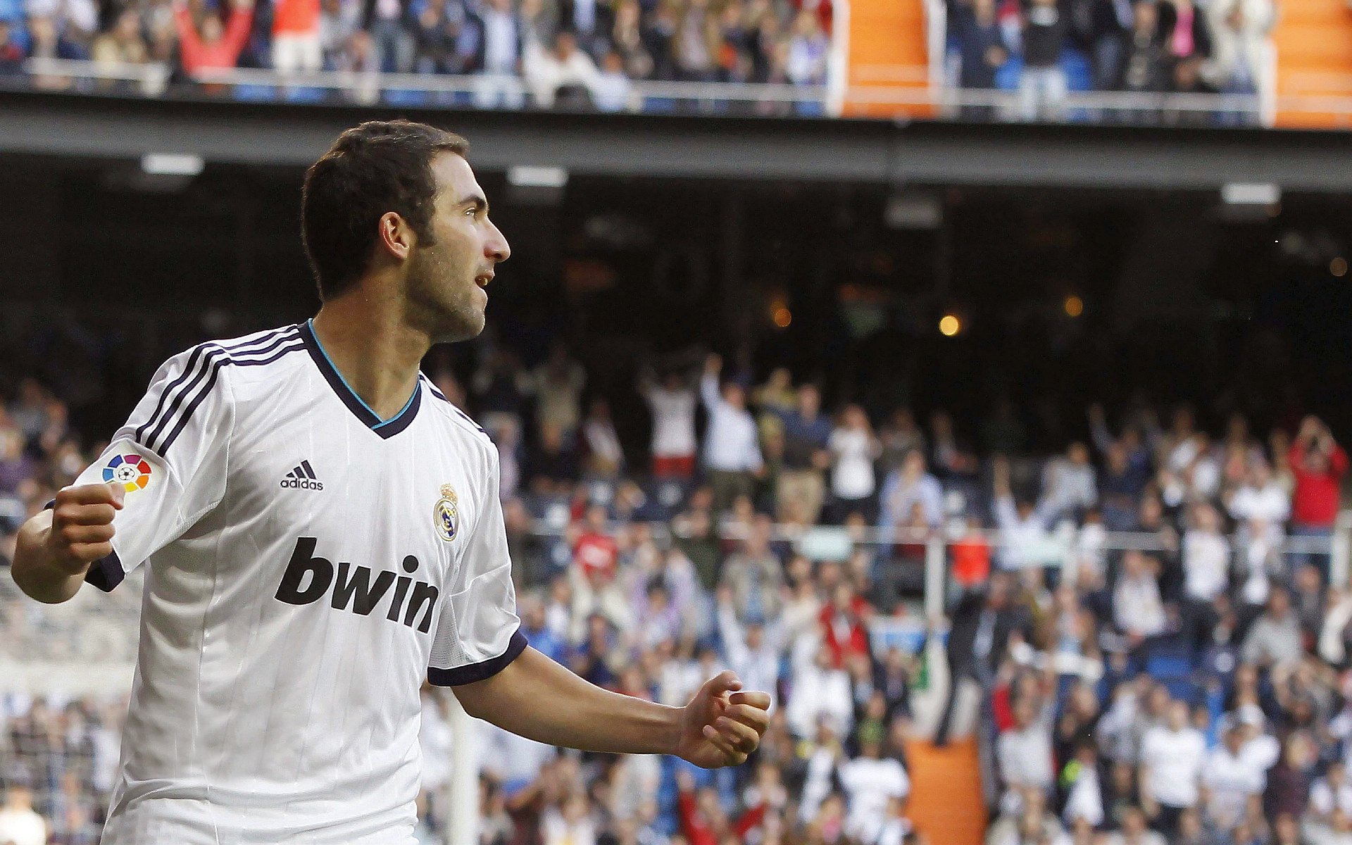 爱游戏娱乐平台-皇马青训再出新星，阵容未来可期